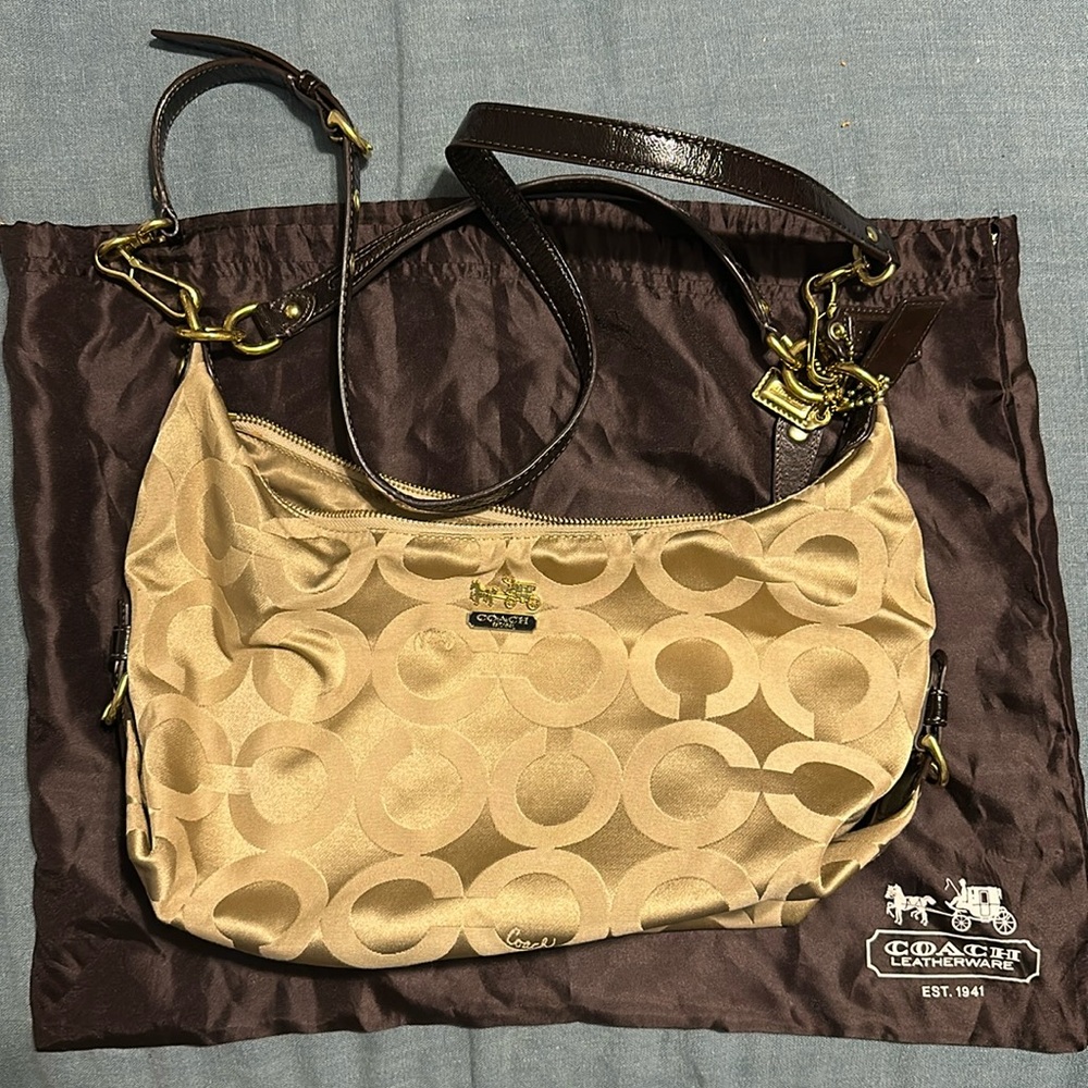 Coach Signature C cross body purse shoulder bag tan gold brown authentic